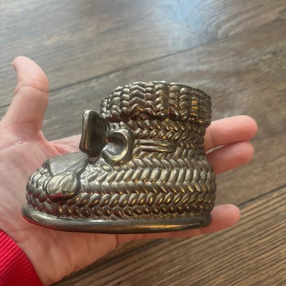 Brass Piggy Bank Baby Boot Bow Vintage Copper Oil Rubbed Bronze Heavy Metal - Picture 4 of 6